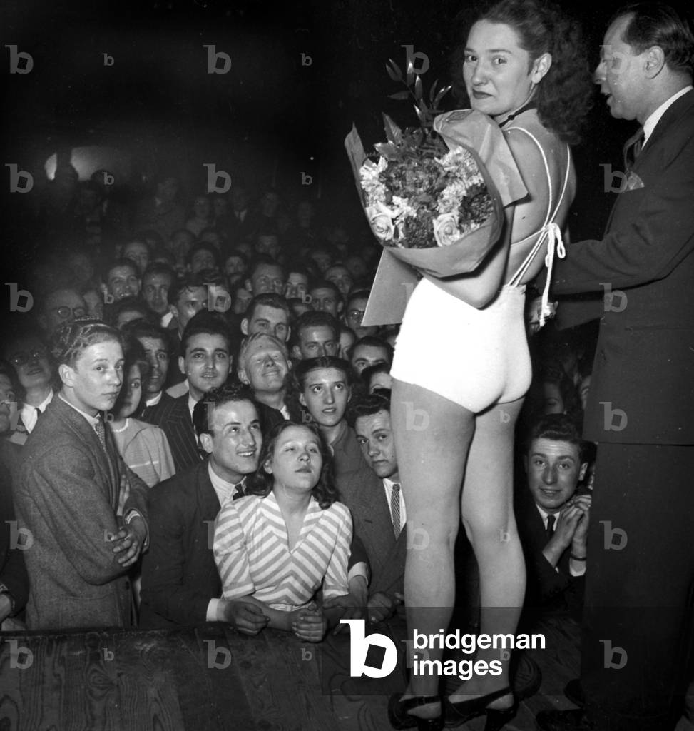 Eliane Raynal (20 Years Old) Has Won A Beauty Contest (The Most Beautiful Legs), Paris, March 20, 1949 (b/w photo)