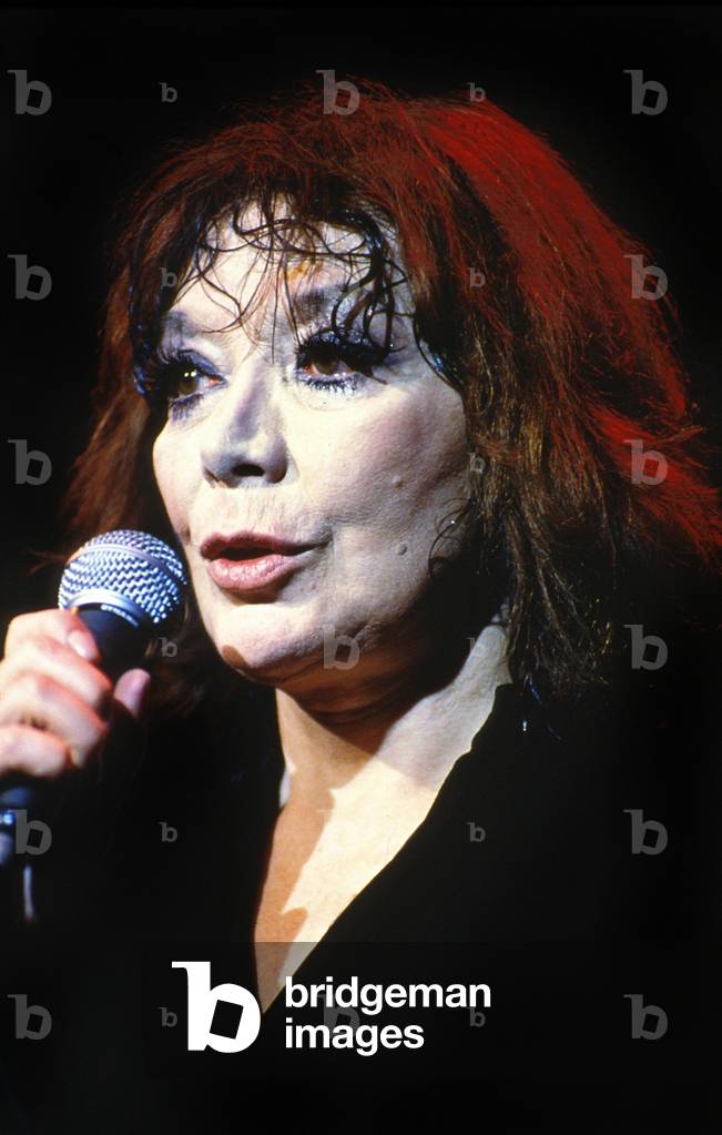 Juliette Greco at Bourges Festival April 27, 1992 (photo)