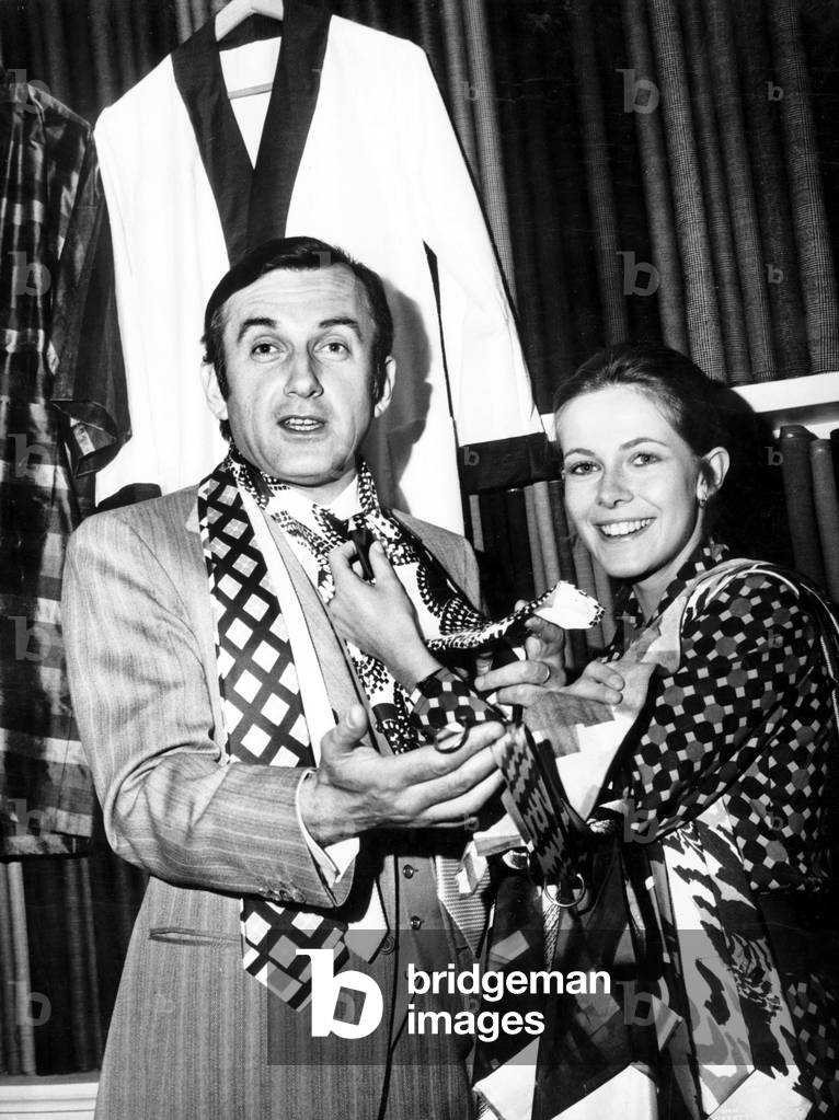 Daniel Ceccaldi and Claude Jade at Taylor'S Shop To Choose Suit For Play Folle Amanda April 28, 1971 (b/w photo)