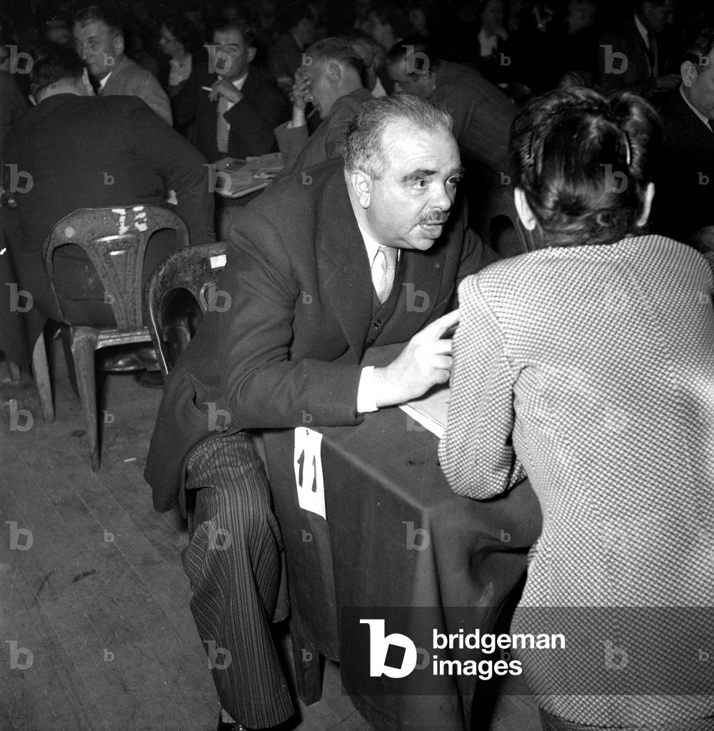 8754 Mr Edouard Depreux At the National Congress of the Socialist Party July 2, 1948 (b/w photo)