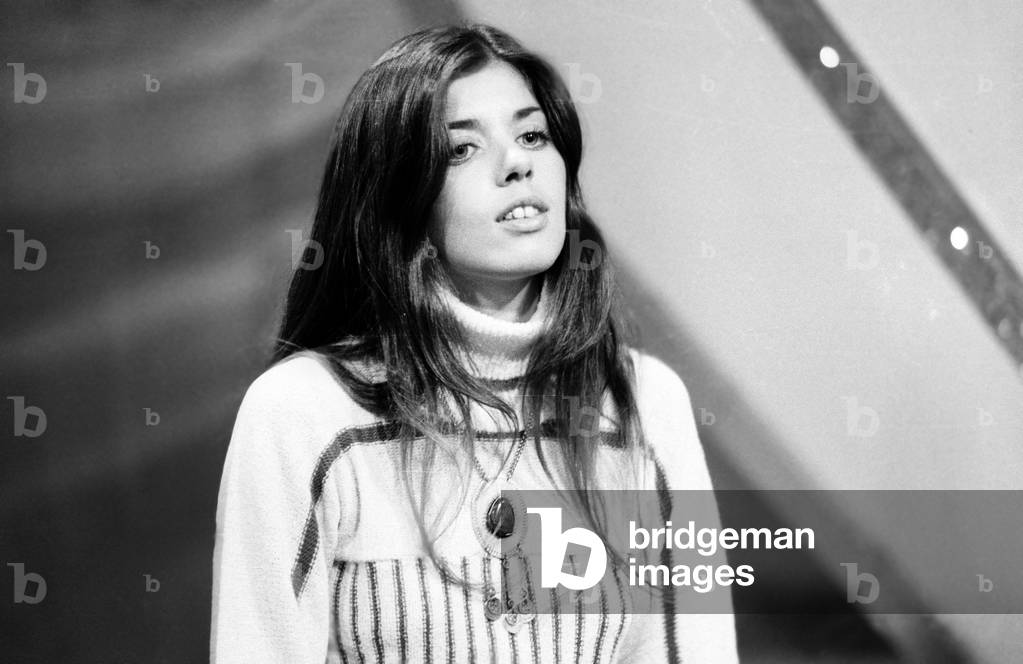 Jeannette, Porque Singer Te Vas from the Film Crias Cuervos on the Show “The Sunday Rendez-Vous” September 20, 1976 (b/w photo)