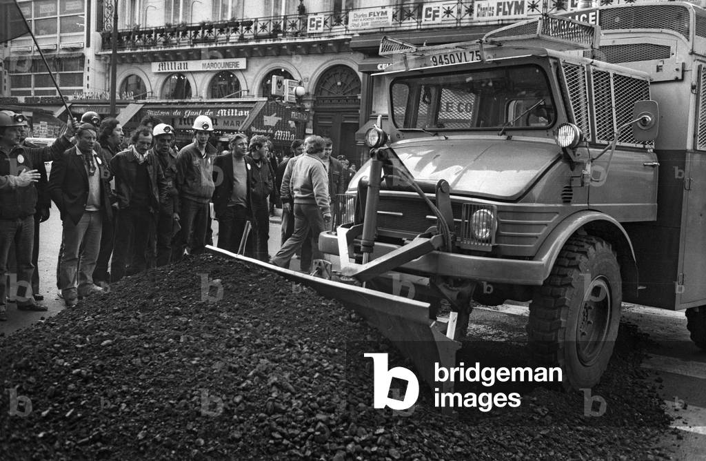 Demonstration of miners in Paris, May 4, 1981 (b/w photo)