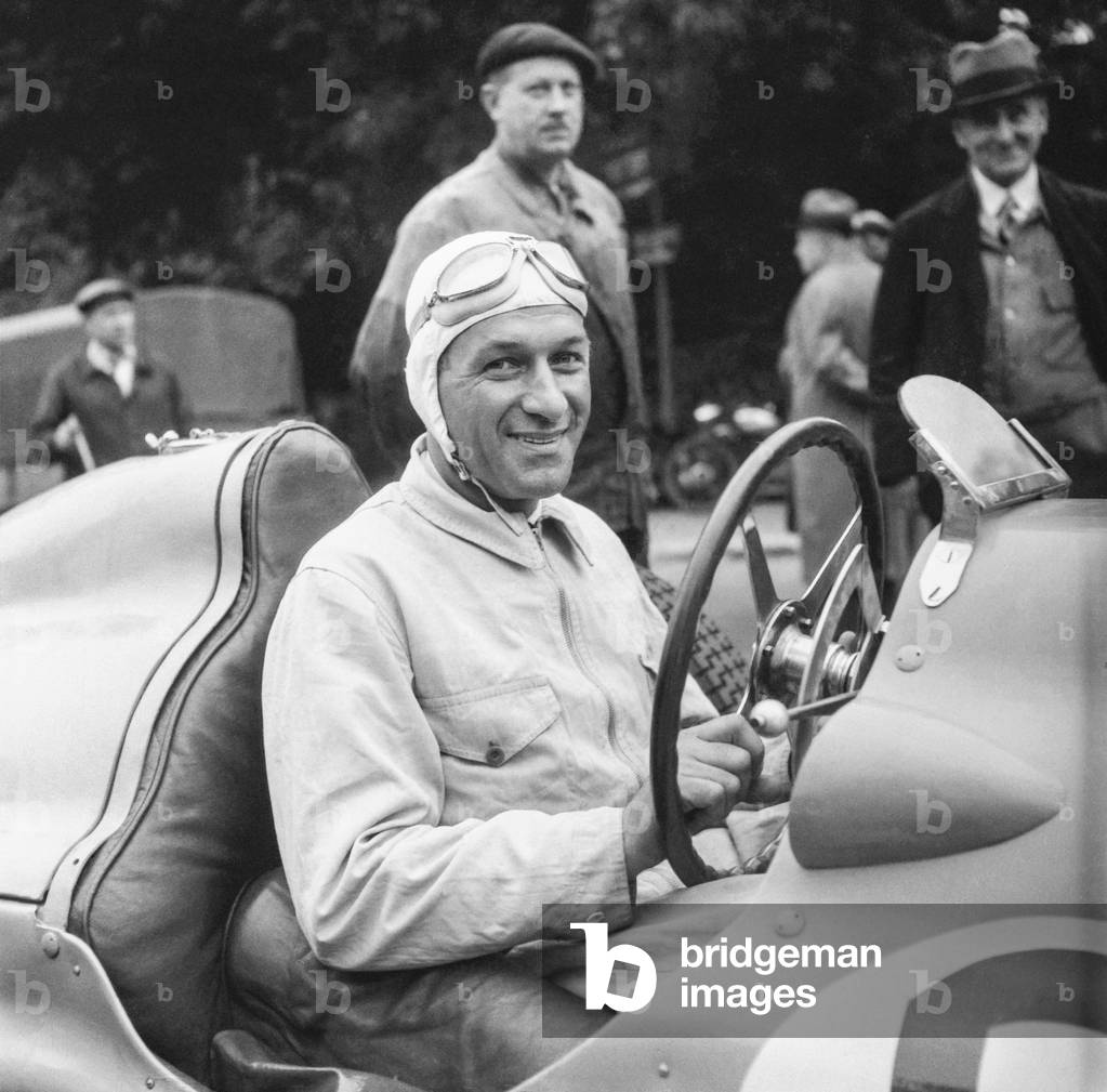 French pilot Raymond Sommer driving Racer 500 on the 