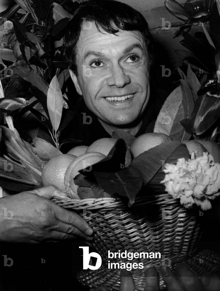 French Actor Robert Hirsch Receiving The Orange Prize, Given By Journalists To The Nicest Celebrities, on April 9, 1966 (b/w photo)