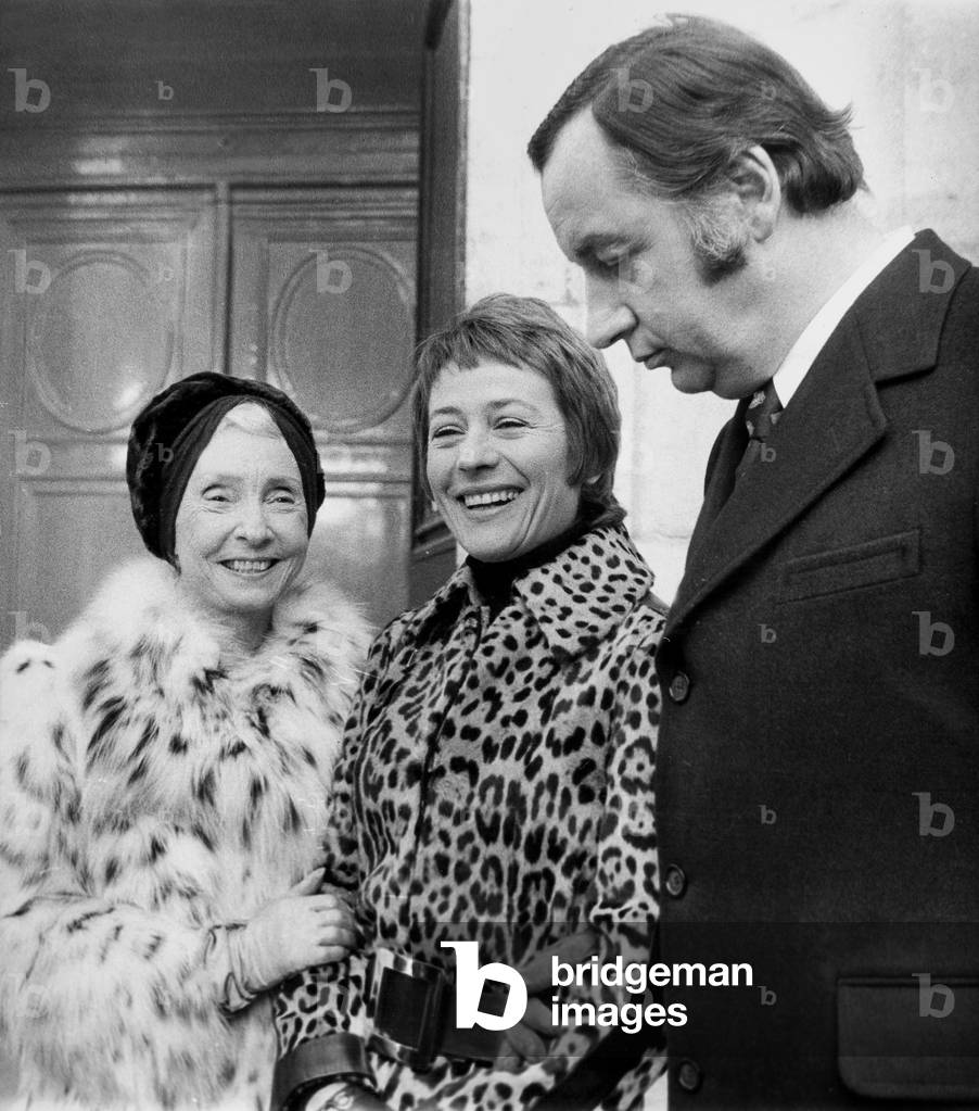 Madeleine Renaud, Annie Girardot and Philippe Noiret on Set of Film 