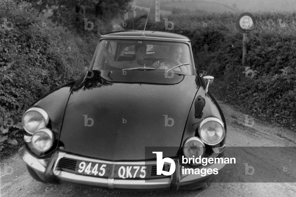 Jacques Chaban-Delmas With his Wife Micheline Driving A Ds Car in his Property in Urrugne September 28, 1971 (b/w photo)