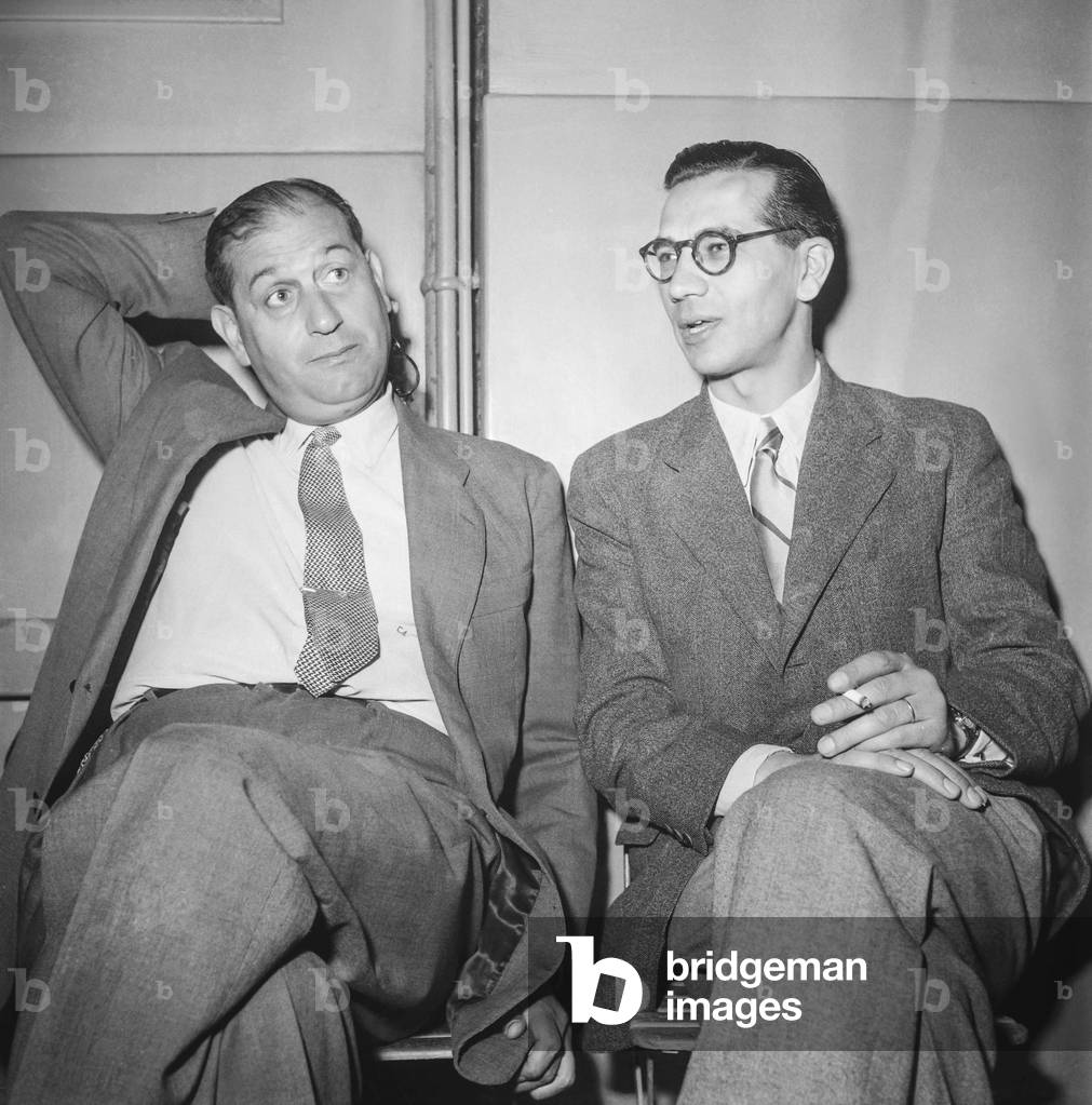 Congres socialiste extraordinaire a Paris le 4 juillet 1951 : Robert Verdier (d) neg:49242  --- Socialist meeting, Paris, July 4, 1951 : Robert Verdier (r) (b/w photo)