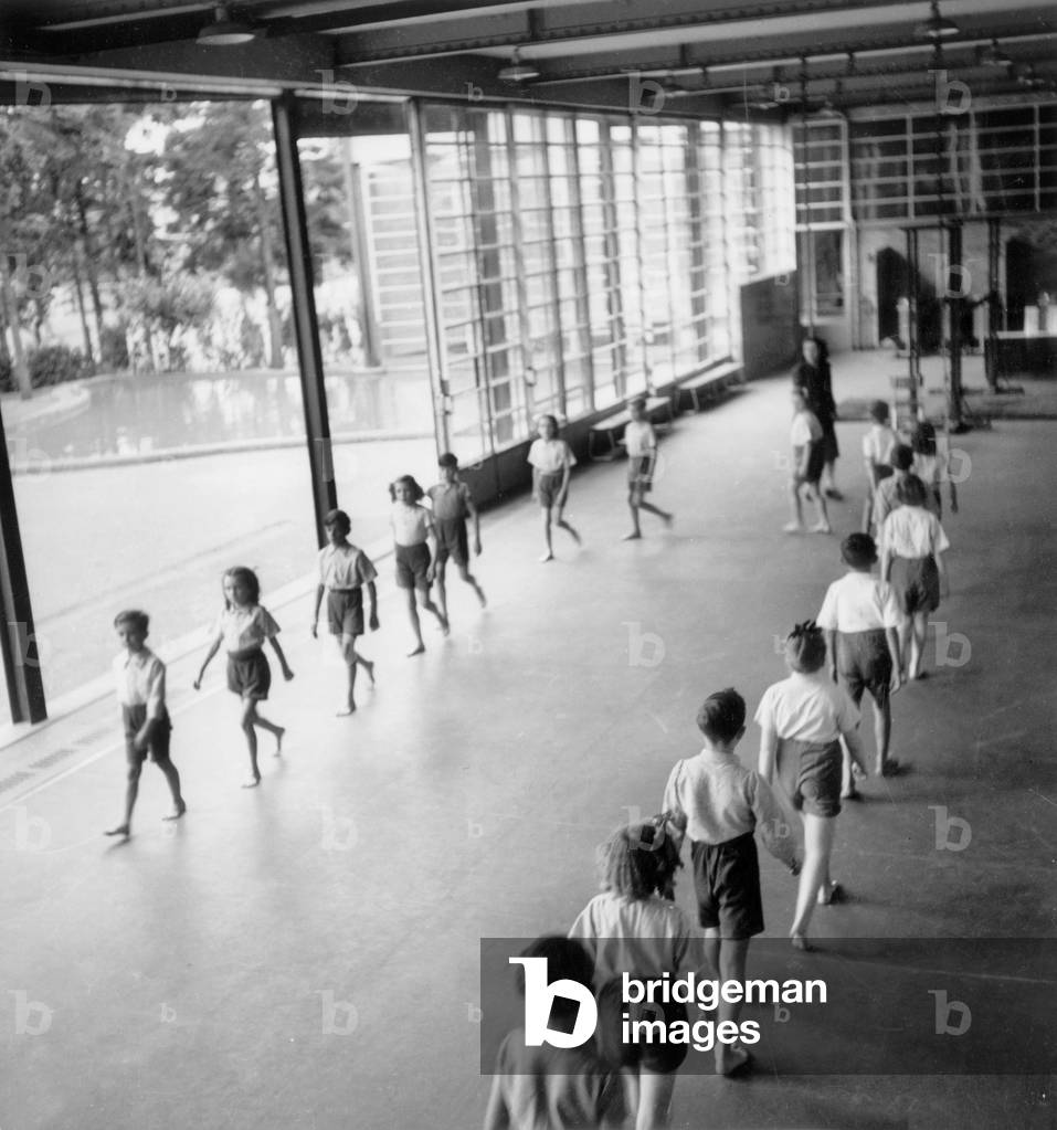Model Primary School in Suresnes (France) on June 19, 1946 (b/w photo)