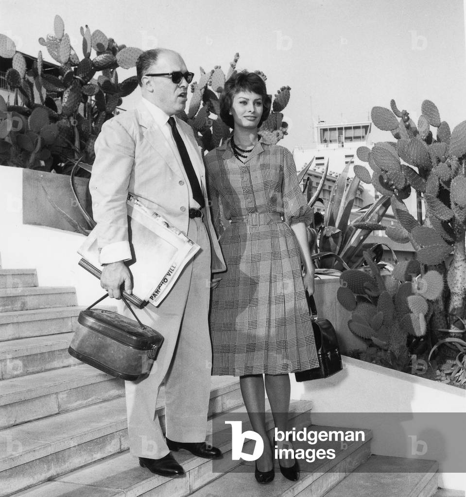 Sophia Loren and Husband Carlo Ponti at Nice Cote D'Azur Airport Before Going in Saint Tropez For Holidays August 29, 1958 Mode Fashion (b/w photo)