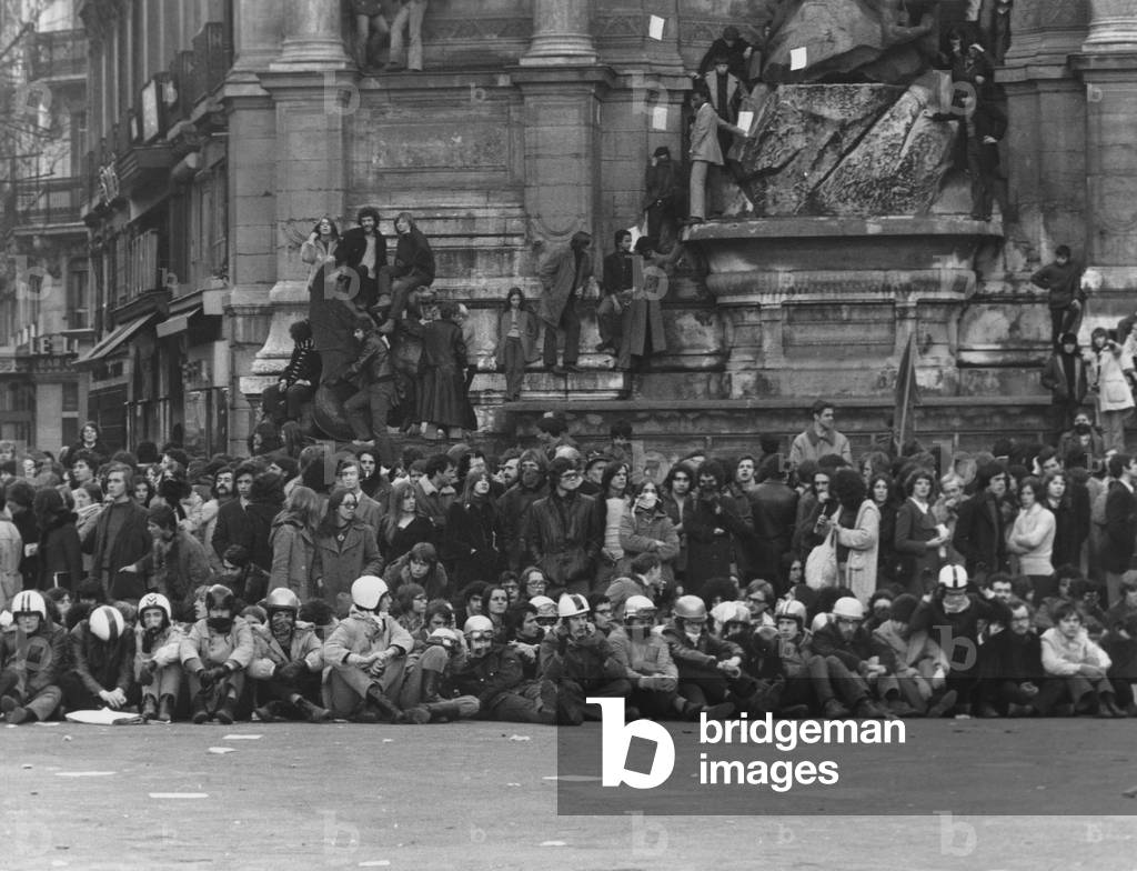 Demonstration of Students To Support Gilles Guiot After his Arrest on February 9, 1971 : here 
