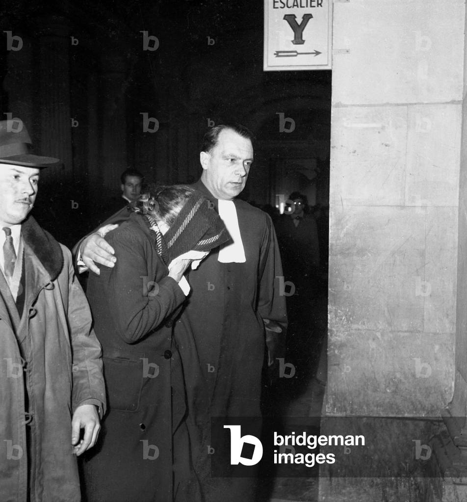 Marie Des Neiges Affair : Octavie Hartmann at The Law Courts, Paris, March 23, 1949 (She Abandoned her Granddaughter, A Baby, in The Snow, in Paris) (b/w photo)