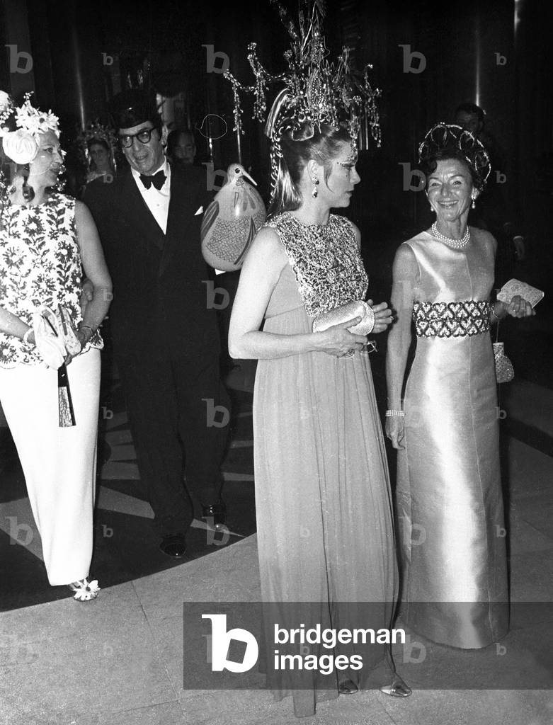 Princess Grace of Monaco With Princess Antoinette (Rainieriii'S Sister) Leaving The Casino of Monte-Carlo After A Diner, March 17, 1969 (b/w photo)