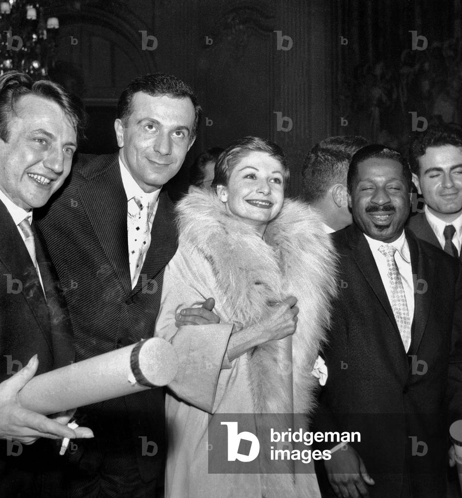Gala For Recording Prize : Raymond Devos Zizi Jeanmaire Errol Garner Et Guy Beart December 10, 1957 (b/w photo)