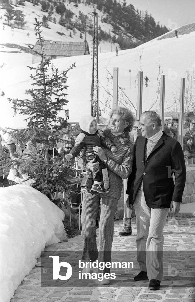 French President Georges Pompidou and his Wife Mrs Claude Pompidou and Their Grandson Thomas in Auron, France, March 1St, 1971 (b/w photo)