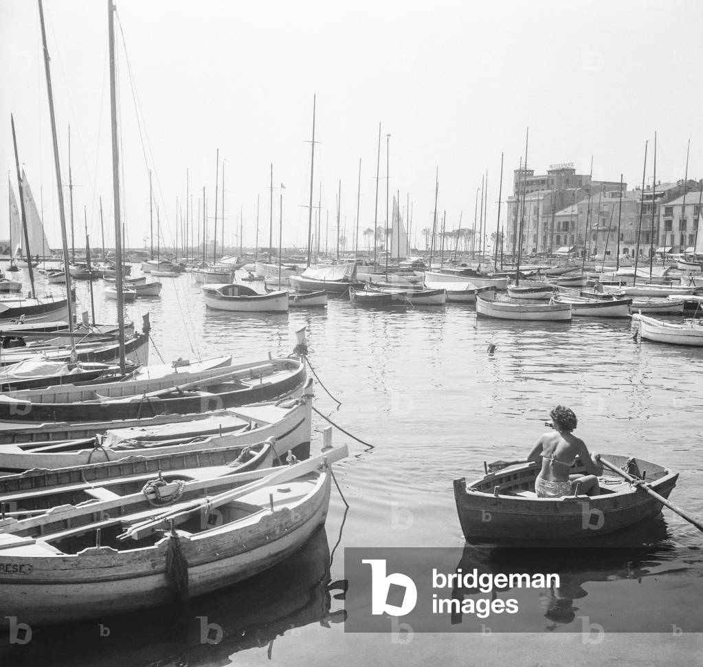 The fishing port in Cannes, French Riviera, September 1949 (b/w photo)