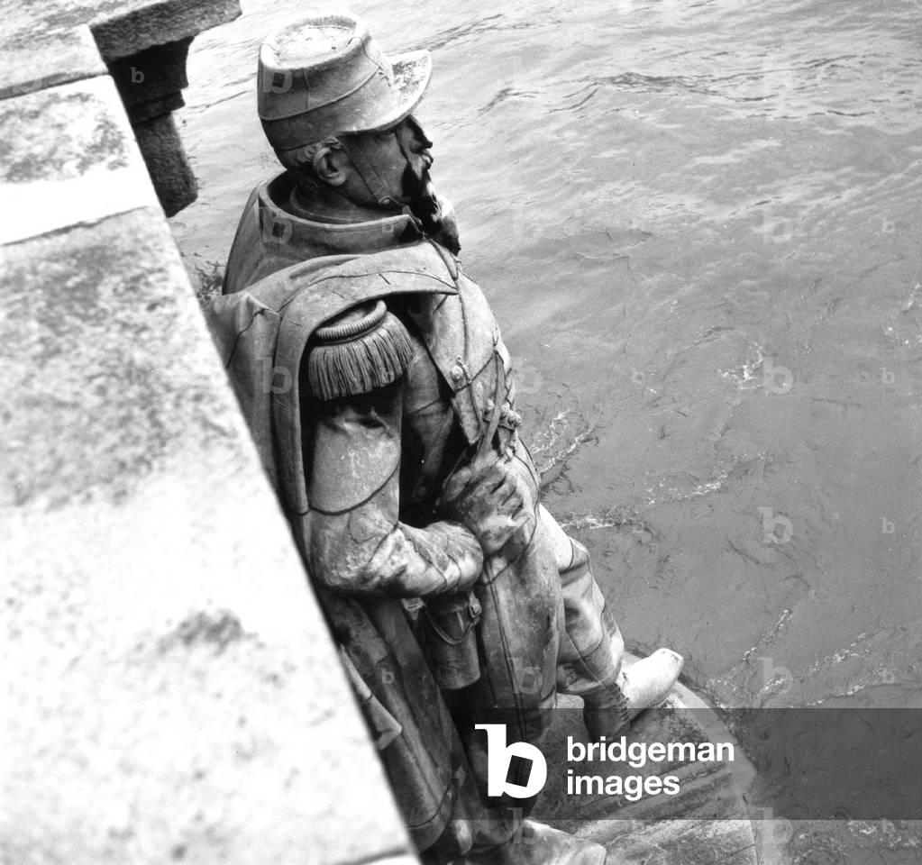 Floods in Paris : View of The Alma Bridge Showing Rise in Water Level of The Seine January 14, 1955 (b/w photo)