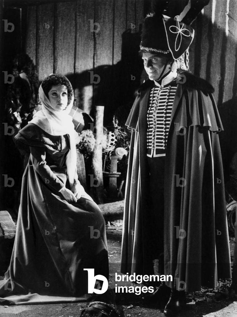 Comedians Daniele Lebrun and Benoist Brione in Play 