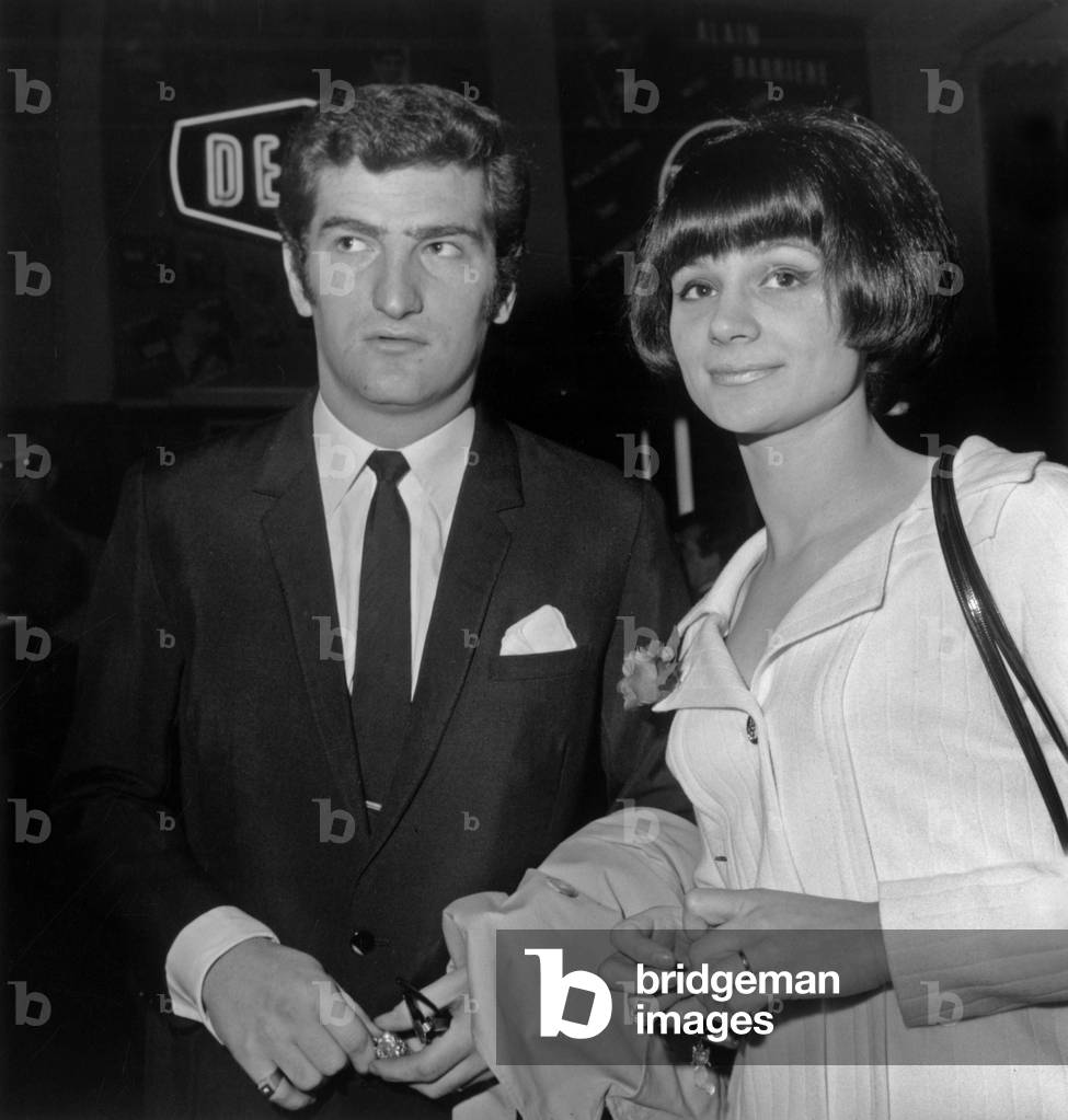 Eddy Mitchell and his Wife on March 5, 1966 (b/w photo)
