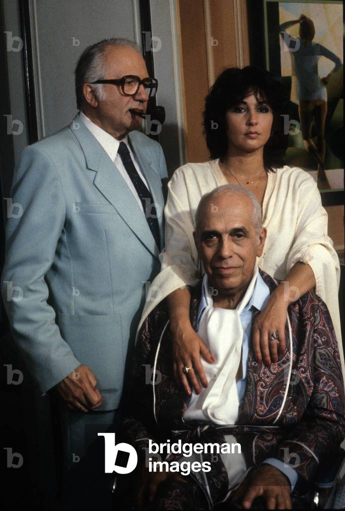 Serie Televisee Les Enquetes Du Commissaire Maigret: Maigret Se Defend Avec Jean Richard, Robert Manuel Et Elizabeth Margoni, Juillet 1983 (photo)