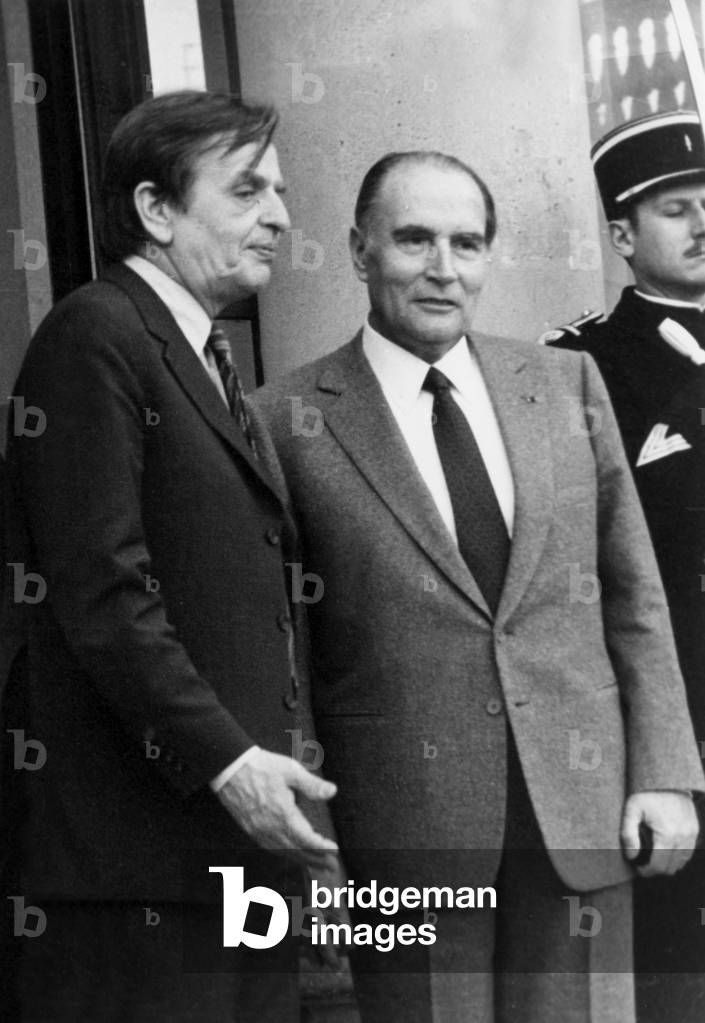 Olof Palme, Swedish Prime Minister, and French President Francois Mitterrand on January 24, 1983 at Elysee Palace in Paris (b/w photo)