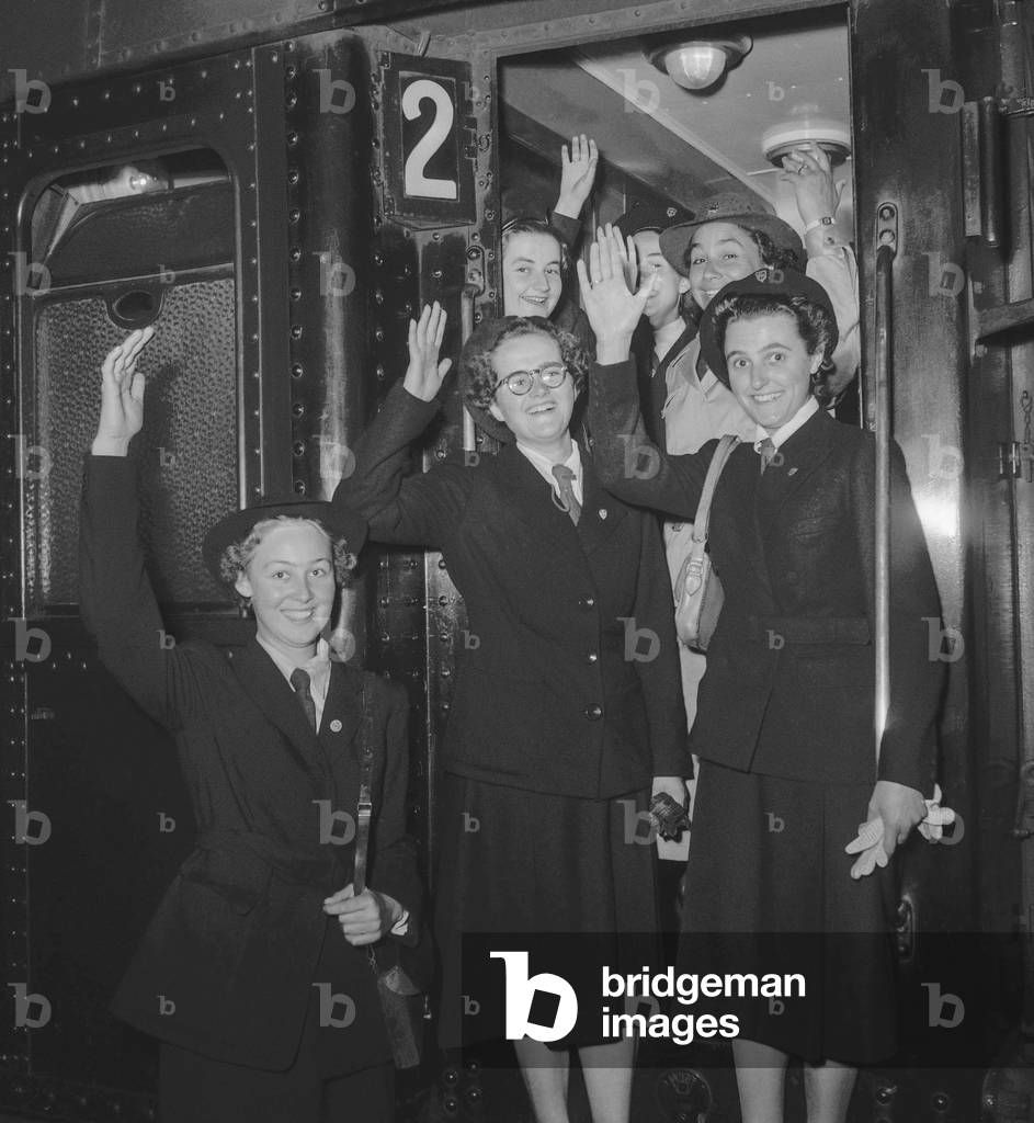 French girl scouts at the station in Paris, leaving for USA, June 19, 1950 (b/w photo)