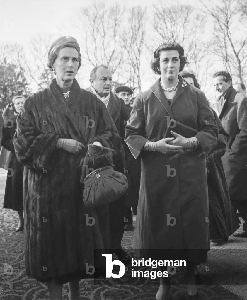 Wedding of Helene of France and Evrard of Limbourg Stirum in Dreux January 17, 1957 : princess Olga of Greece and Princess Alexandra of Kent (b/w photo)