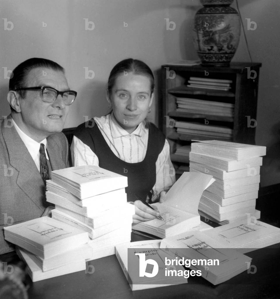 French Writer Francoise Mallet Joris, Femina Prize For her Book 