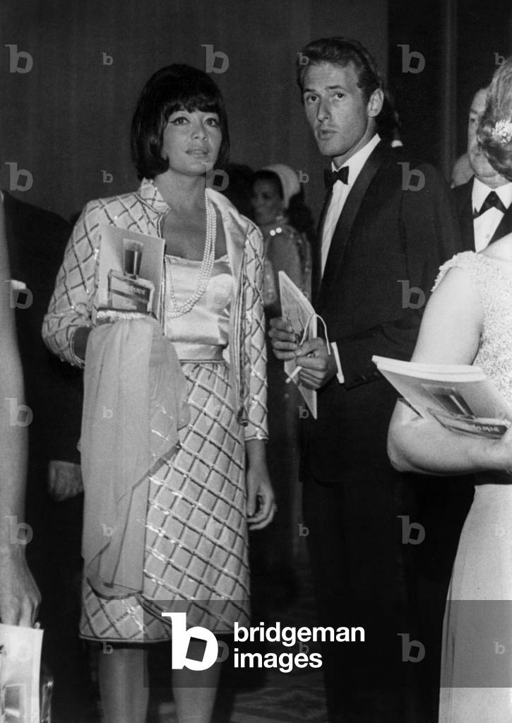 Juliette Greco and Alain Dreyfus in Deauville, France, August 27, 1965 (b/w photo)