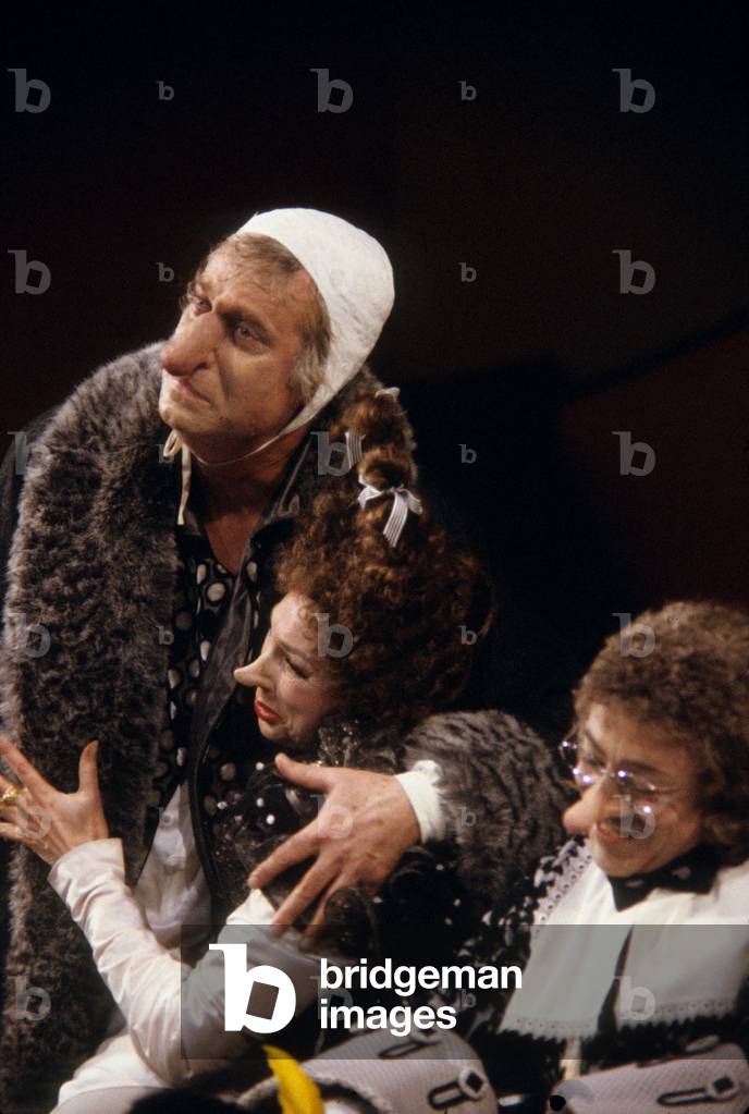 Jean Luc Bideau (Argan), Claire Vernet (Beline) in Play Imaginary Invalid By Moliere January 1991 (photo)