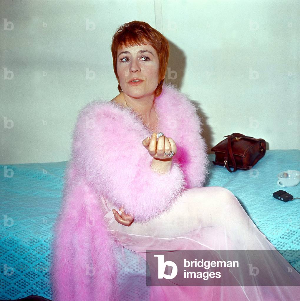 Annie Girardot on Set of Film 