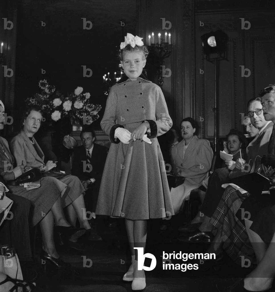 Jane Sylvain fashion show (children's fashion), Paris, October 5, 1949 (b/w photo)