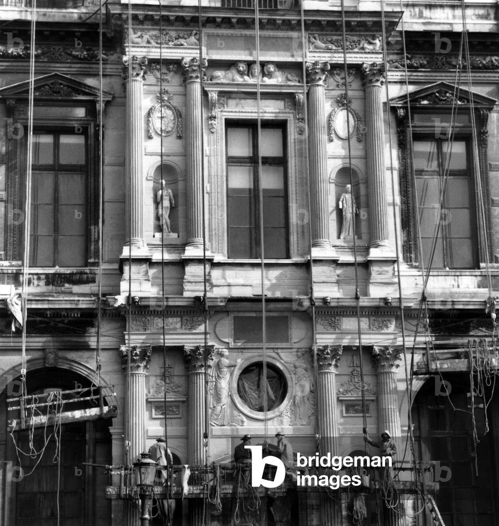 Refacing of Louvre, Paris, March 31, 1962 (b/w photo)