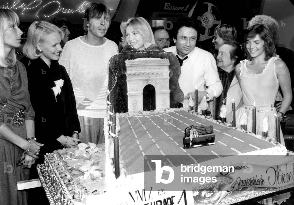 Stars Assembled For Michel Druker'S Birthday on September 12, 1983. L-R : Dany Saval, Sophie Kremen, Pierre Bachelet, Michele Torr, Michel Drucker, Madame Soleil, Dave Et Veronique Jannot (b/w photo)