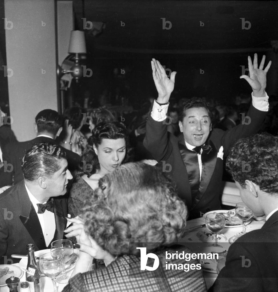 Opening Ot The Cabaret 