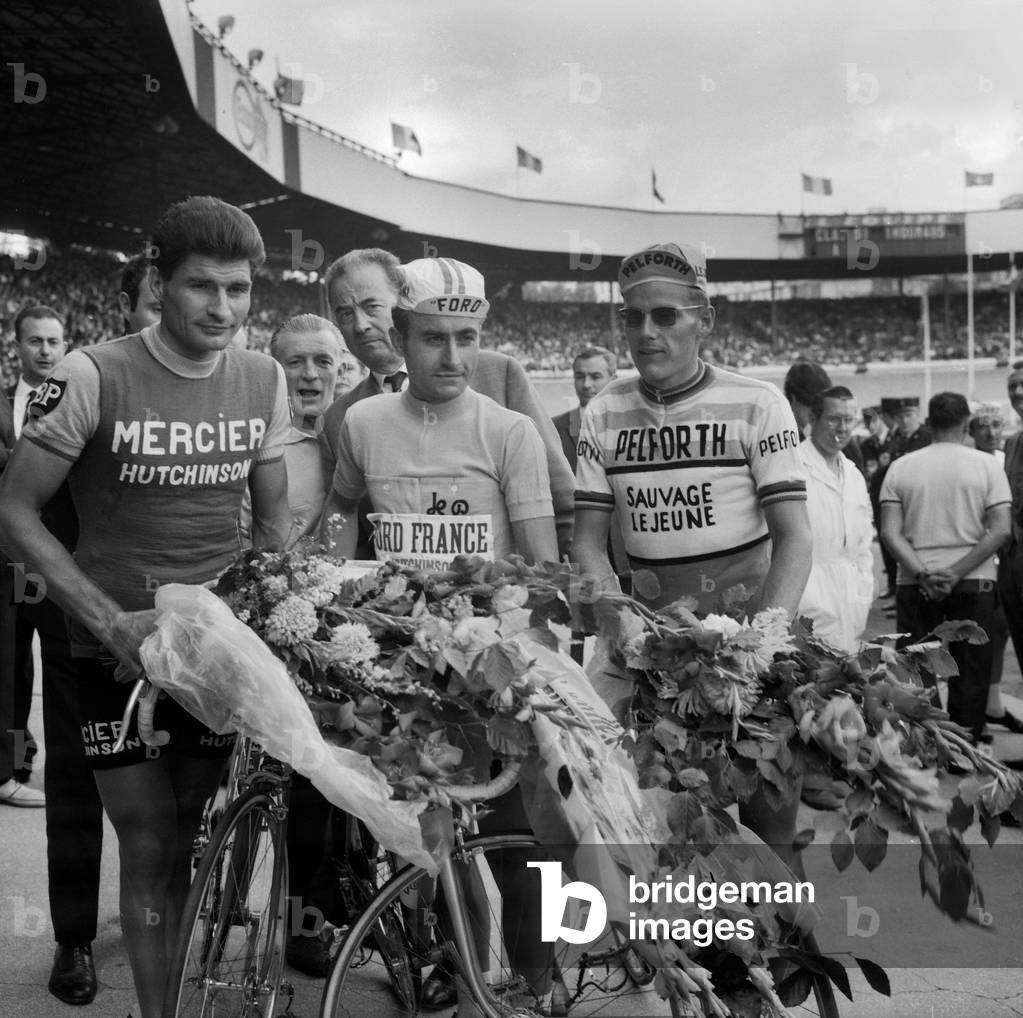 Arrival of Tour De France at Parc Des Princes in Paris on July 14 1966 : Raymond Poulidor (3Rd), Lucien Aimar (1St) and Jan Janssen (2Nd) (b/w photo)