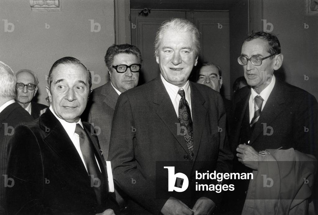 French Writer Kleber Haedens Has Received A Prize of The Academie Francaise October 24, 1974 : L-R : Andre Roussin, Henri Troyat (Behind), Kleber Haedens, Thierry Maulnier (b/w photo)
