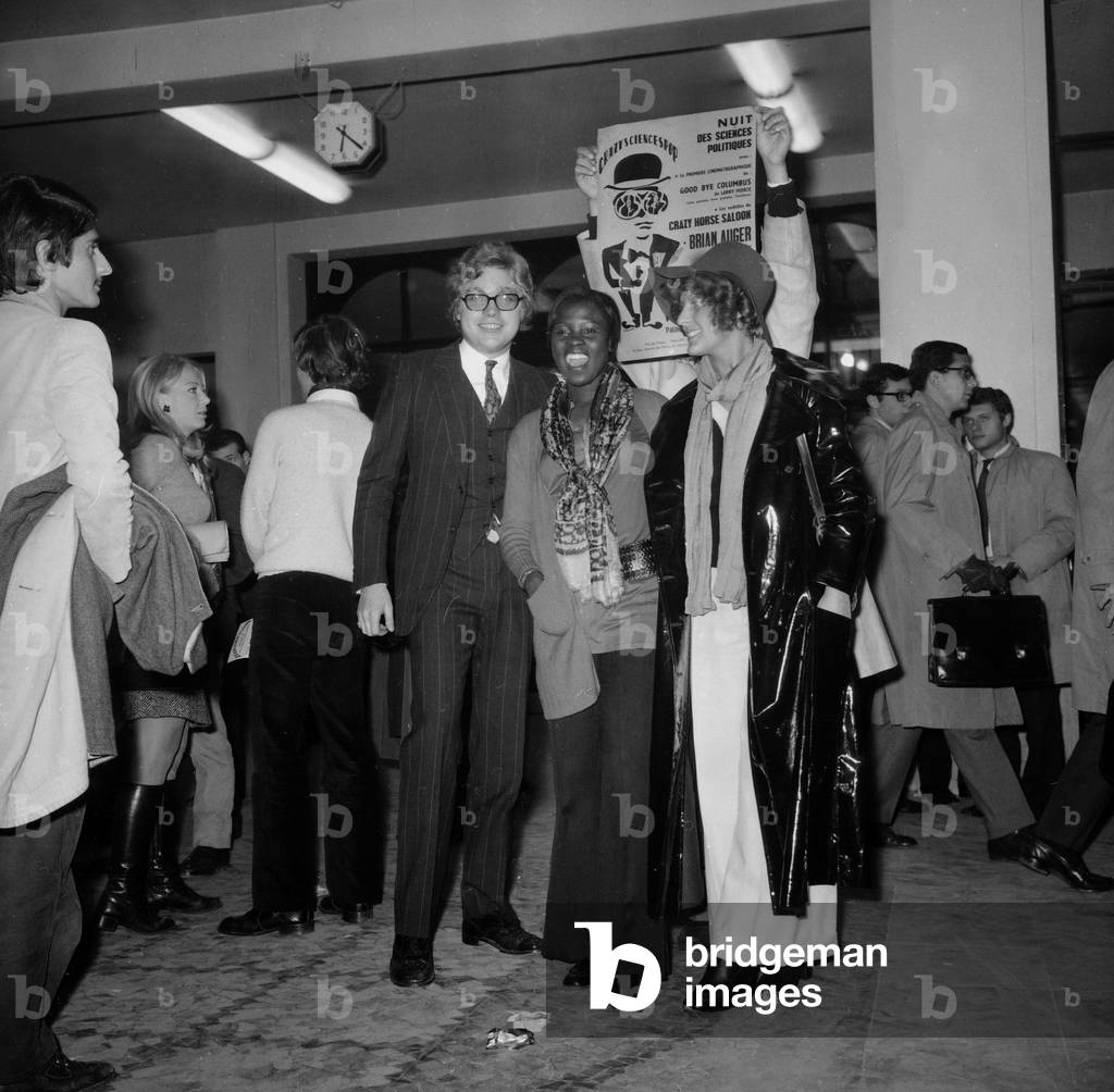 D17862 Students in Political Science Announcing End of Year Ball December 6, 1969 (b/w photo)
