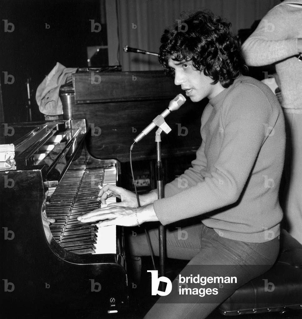 Julien Clerc during Rehearsals, 1971 (photo)