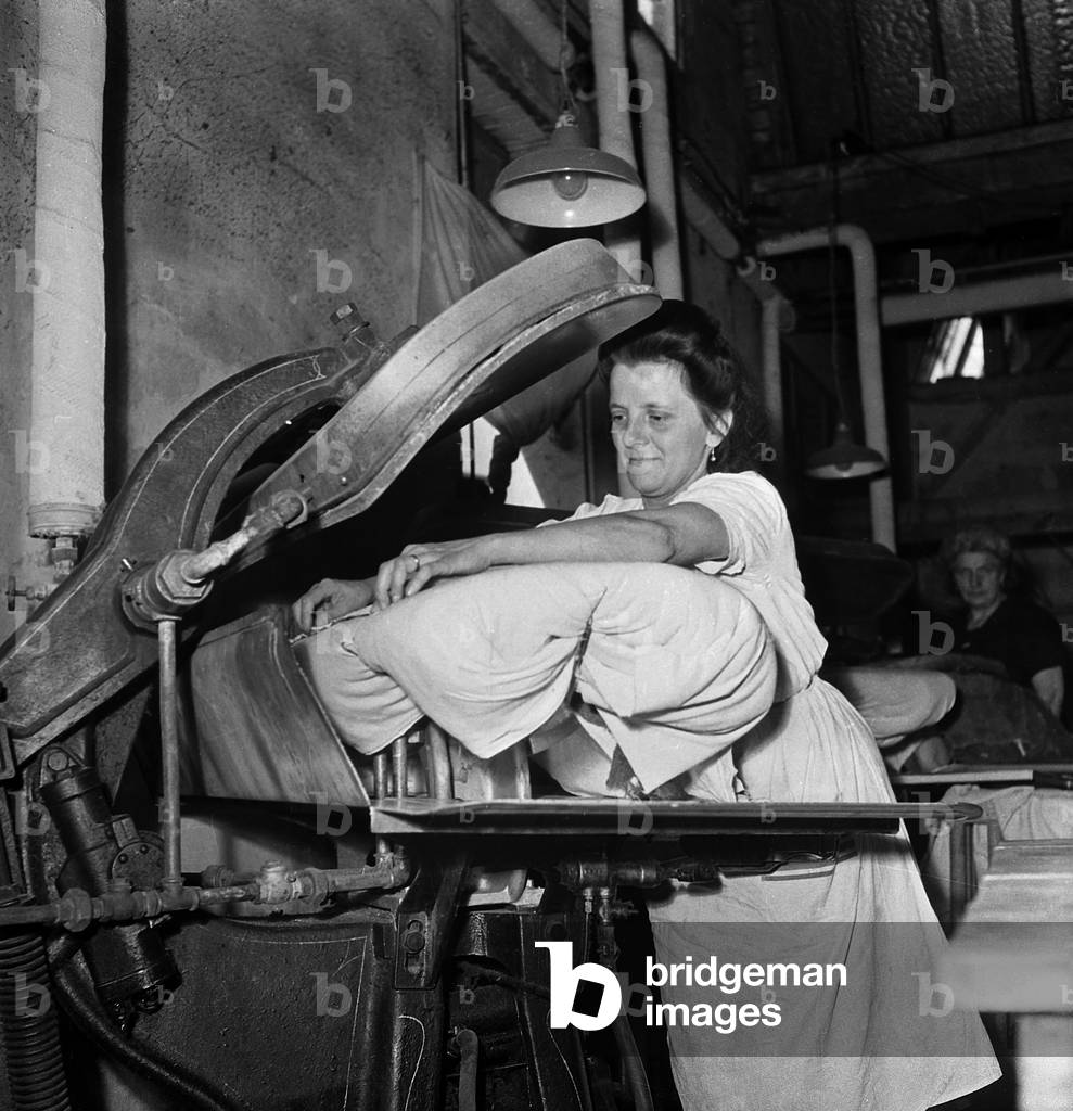 Laundry, France, 1946 (b/w photo)