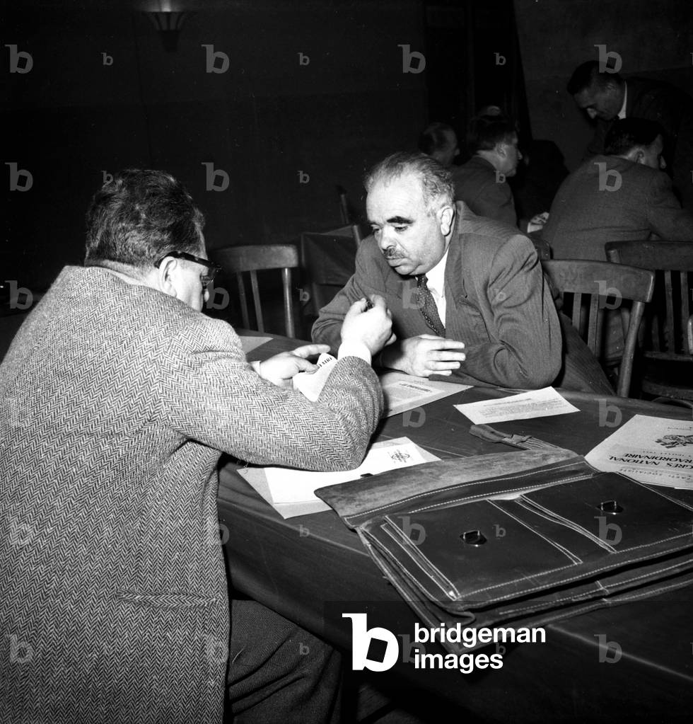 49244 Mr Edouard Depreux At the Extraordinary Socialist Congress July 4, 1951 (b/w photo)