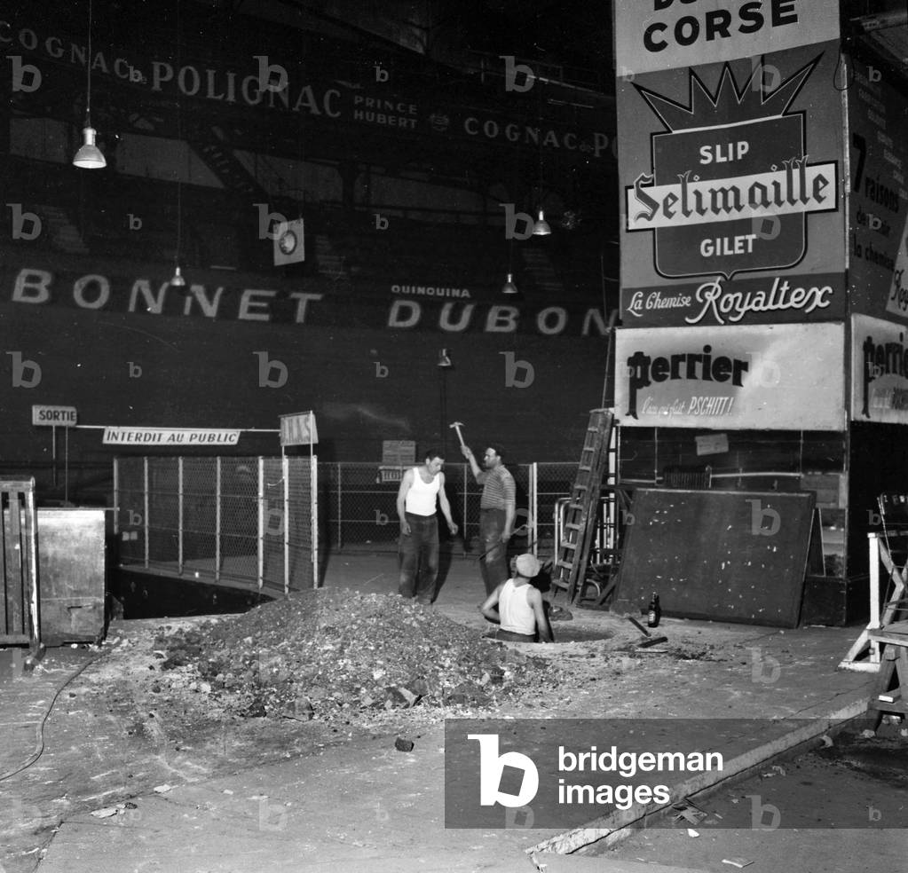 The Demolition of The Arena The Velodrome D'Hiver (Vel D Hiv), Built in 1909. Paris 15Th Arrondissement, May 13Th 1959 (b/w photo)