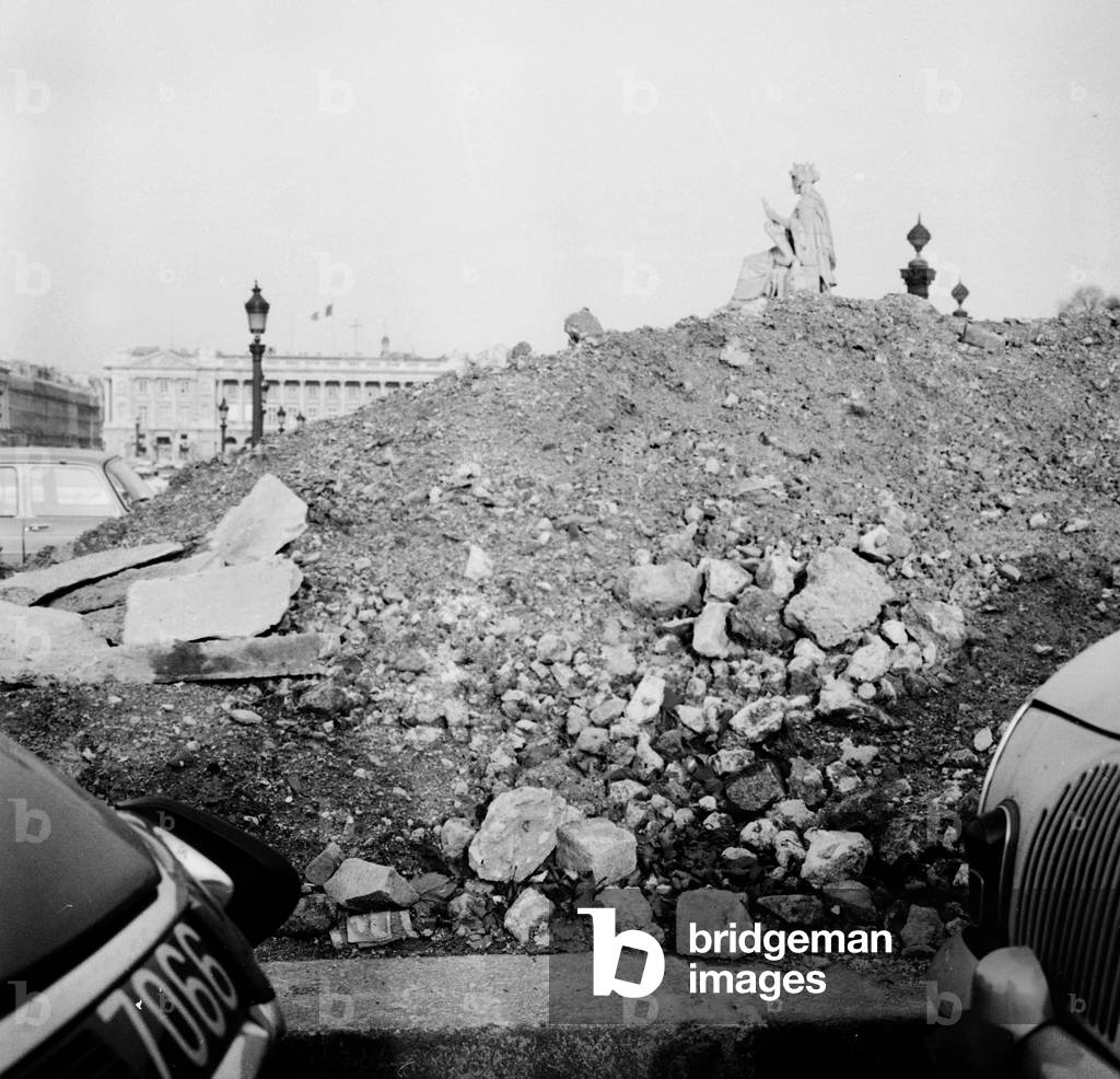 Works in the Gardens of the Champs Elysees For The Future Underground Passage Of La Concorde January 5, 1966 (b/w photo)