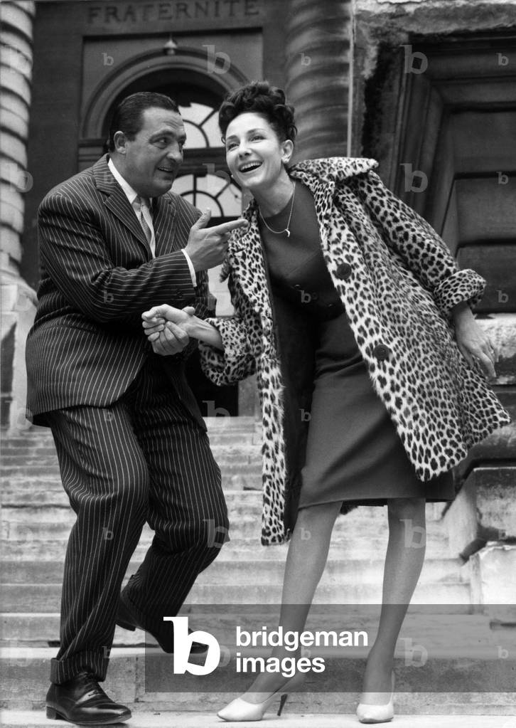 Maria Candido And Henri Genes On The Marches Of The Palace Of Justice After The Hearing Of Their Case That Was Amicable On October 1, 1963 In Paris. (b/w photo)