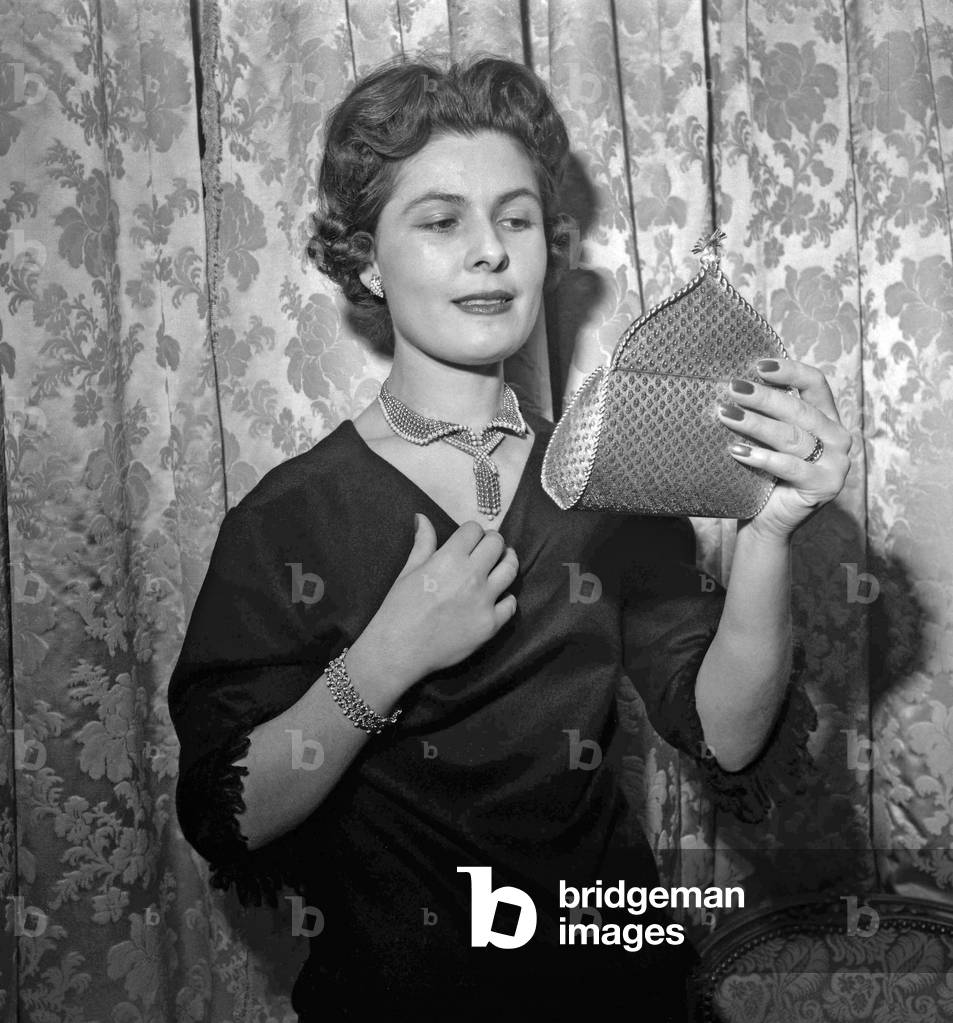 Jewels by Boucheron, Paris, December 1st, 1960 : necklace, bracelet (b/w photo)