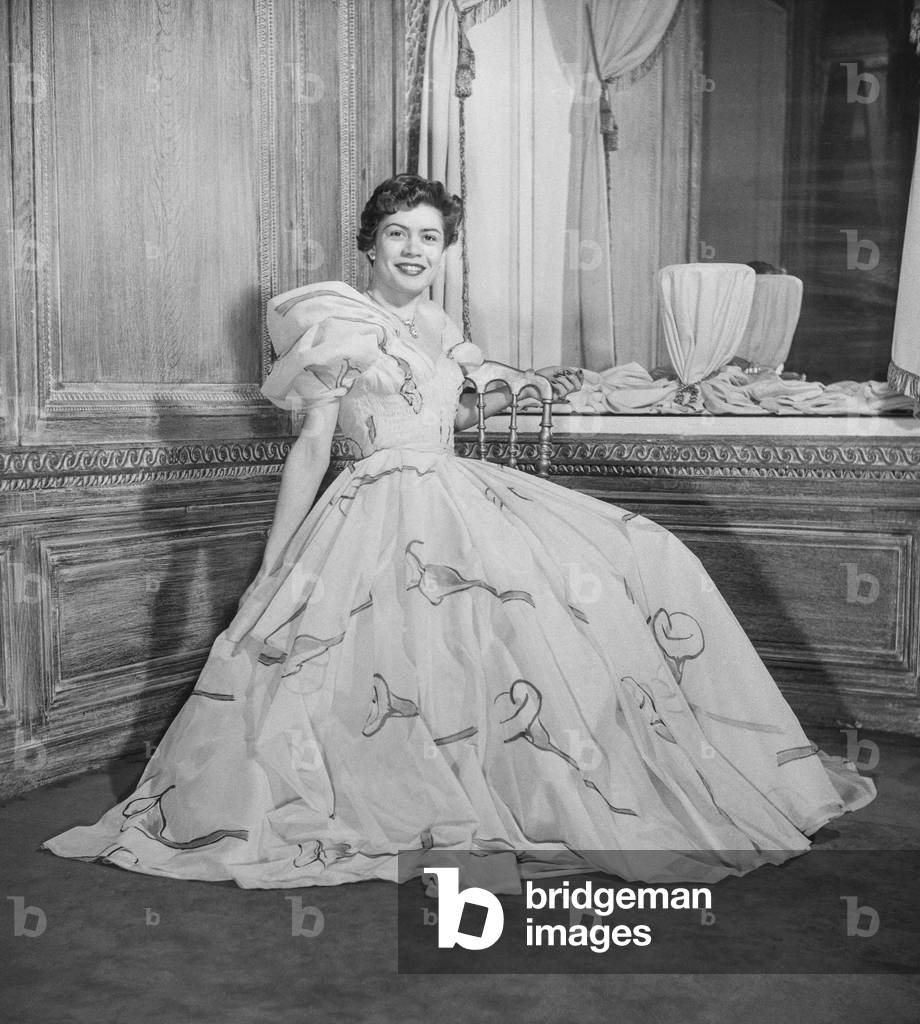 Alex Maguy fashion, Paris, February 9, 1950 : evening dress (b/w photo)