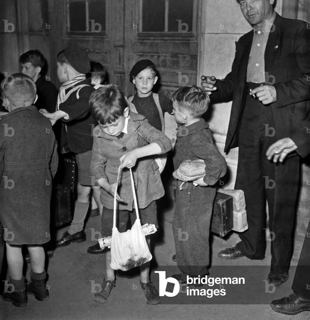 Children Going To Summer Camp, Paris, July 20, 1946 (b/w photo)