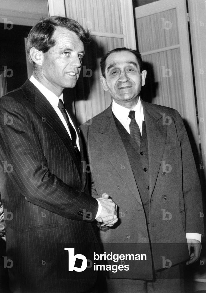 Pierre Mendes-France Meets Robert Kennedy A Paris En 1967 (b/w photo)