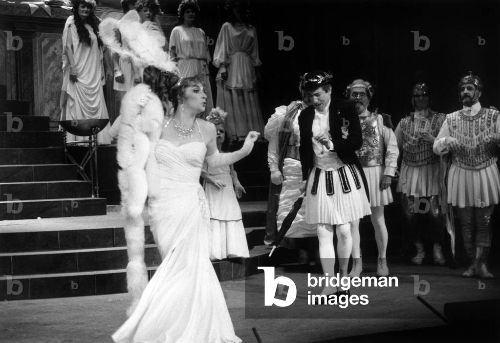 Jacques Sereys and Susan Daniel in Operetta 