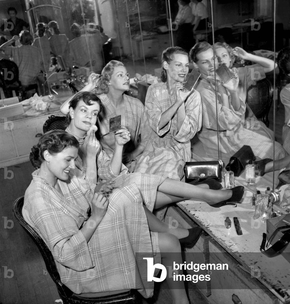 Paquin Fashion Show (For Winter) on July 27, 1950 : Models Putting Make-Up on (b/w photo)