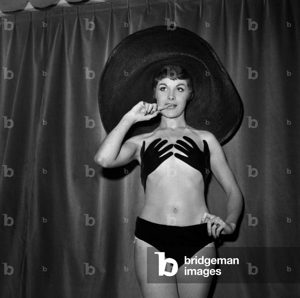 Fashion Bibelot Swimsuit Presented “Bas Les Pattes” Jersey By Jacques Esterel January 12, 1965 Neg: C2337 (b/w photo)